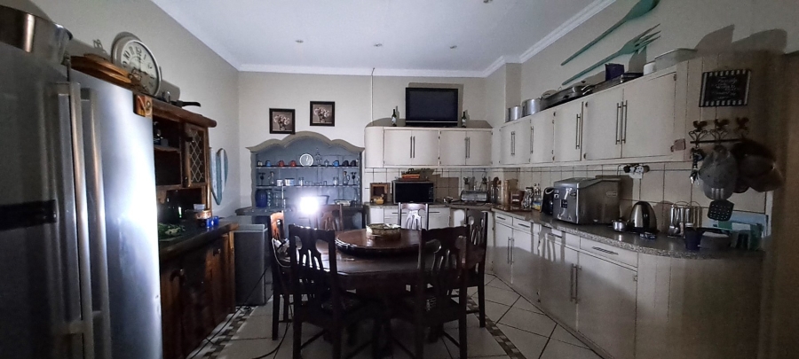 7 Bedroom Property for Sale in Pretorius Kloof Free State